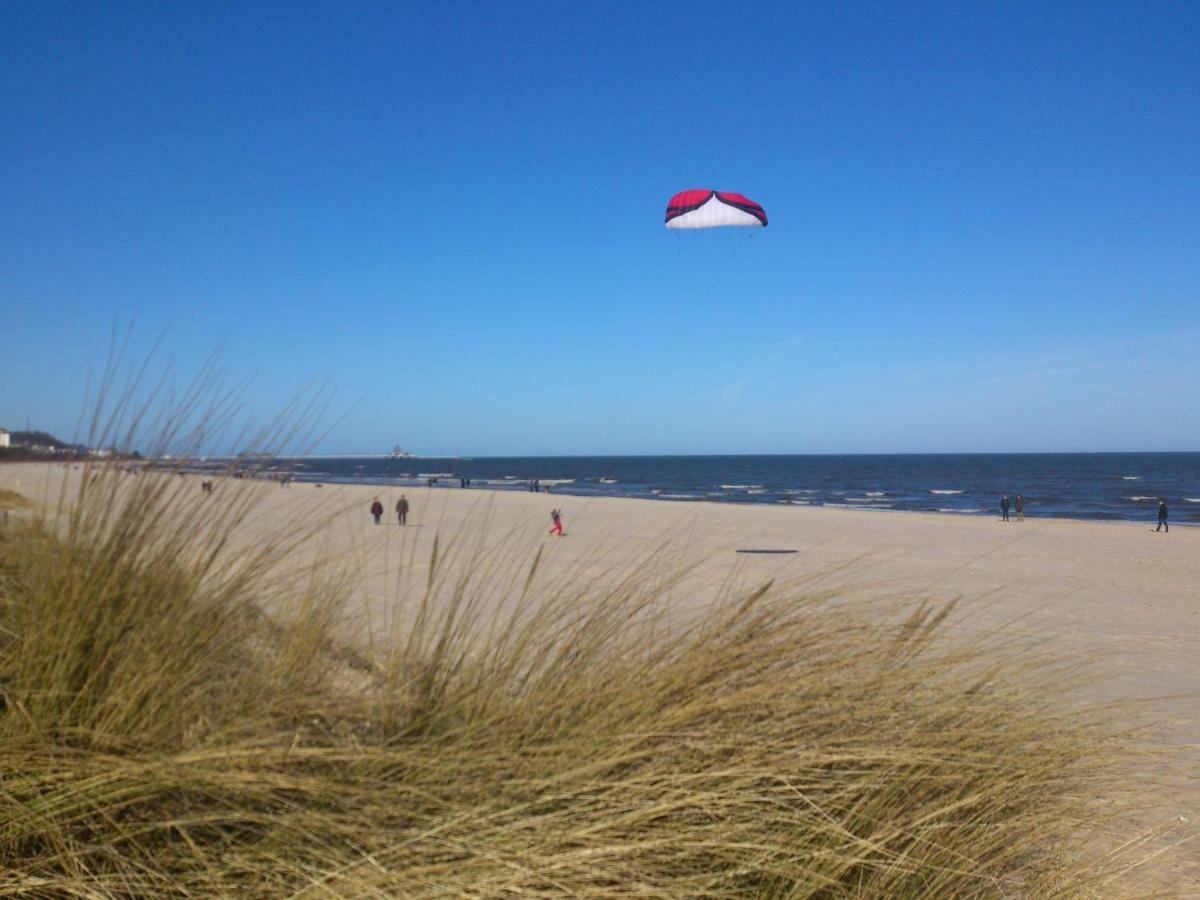 Waldhaus Gertrud - 120 M Zum Strand Heringsdorf  Buitenkant foto